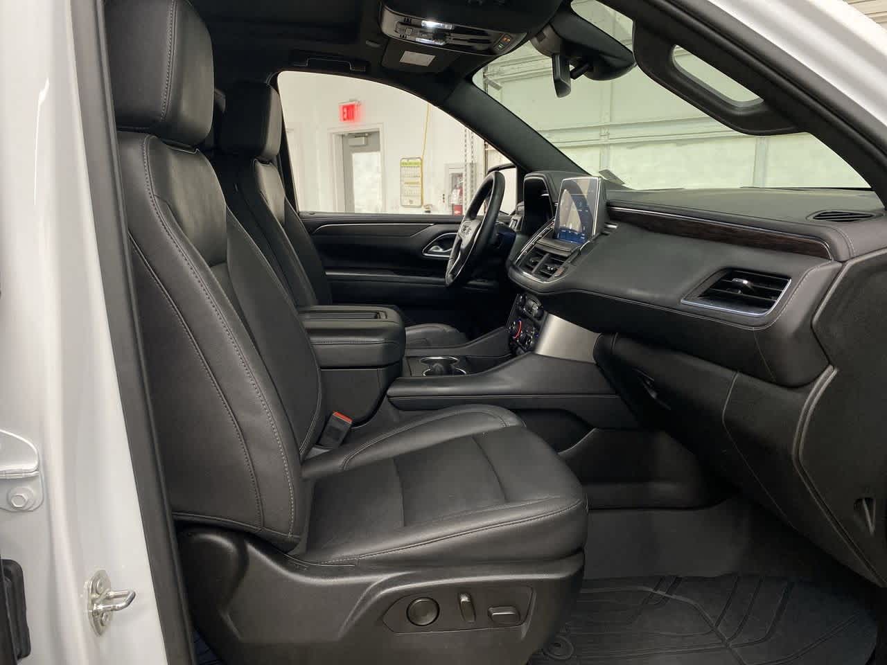 Thumbnail: 2023 Chevrolet Tahoe - 19