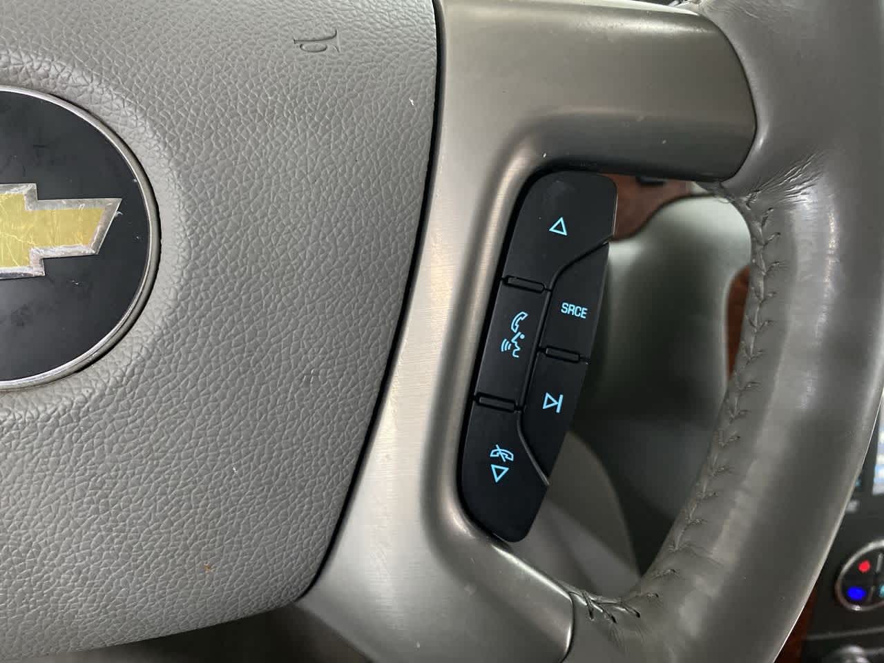 Thumbnail: 2012 Chevrolet Avalanche 1500 - 23