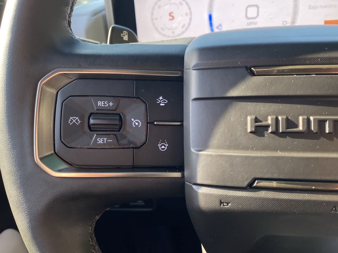 Thumbnail: 2024 GMC Hummer EV - 20