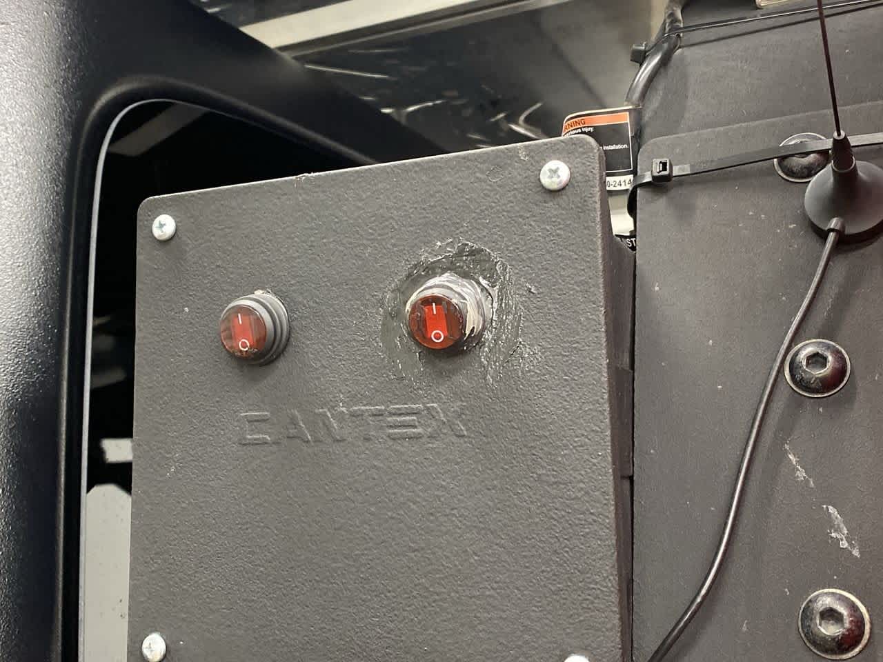 Thumbnail: 2022 Jeep Gladiator - 32