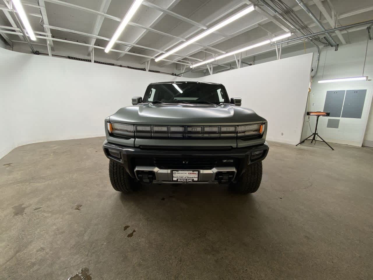 Thumbnail: 2024 GMC Hummer EV - 9