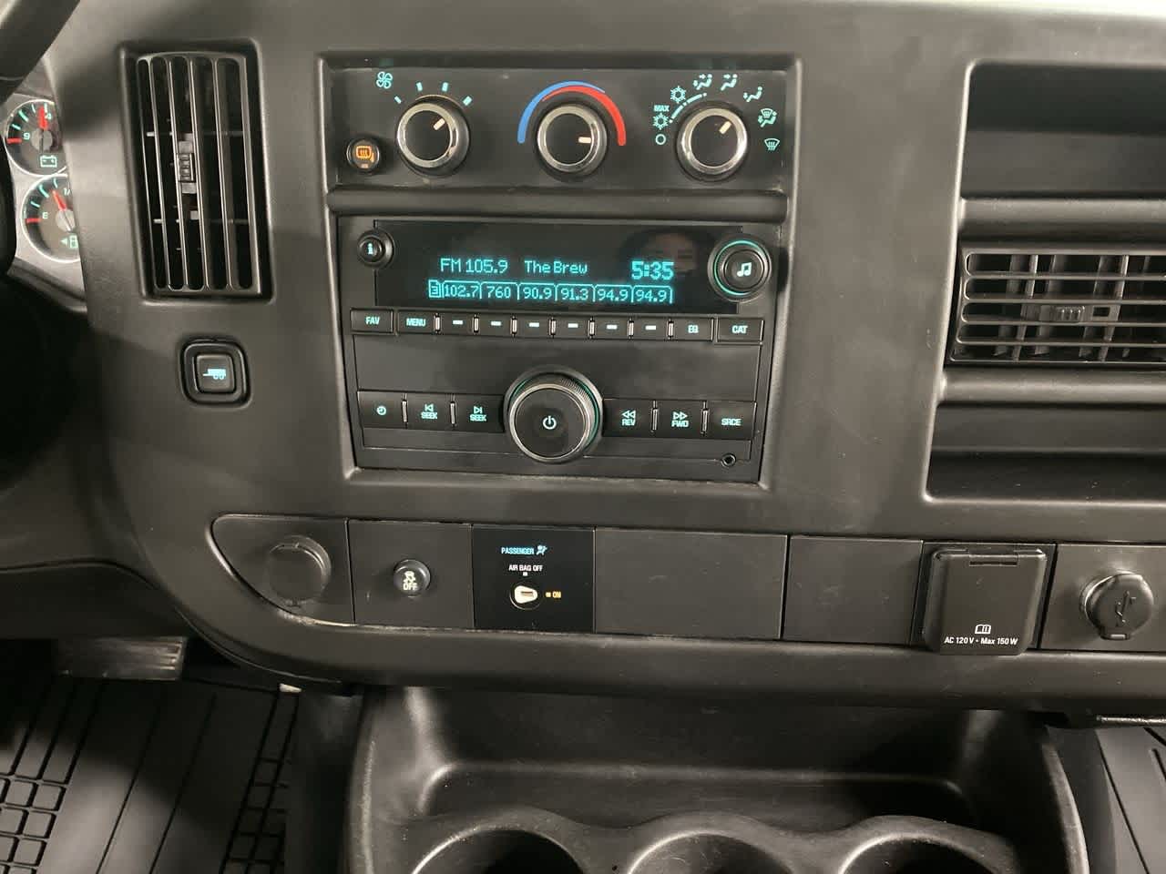 Thumbnail: 2017 Chevrolet Express - 21