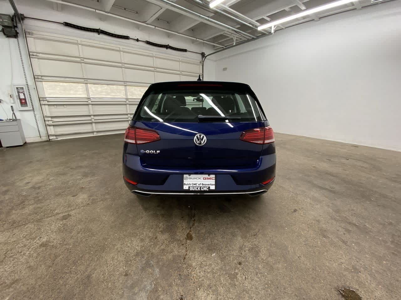 Thumbnail: 2019 Volkswagen e-Golf - 5