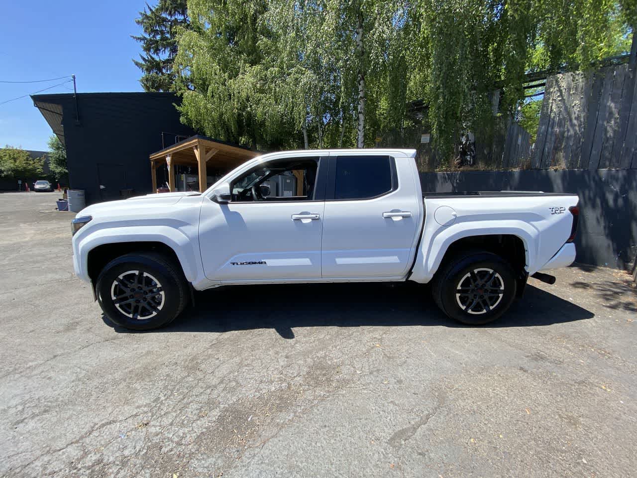 Thumbnail: 2024 Toyota Tacoma - 3
