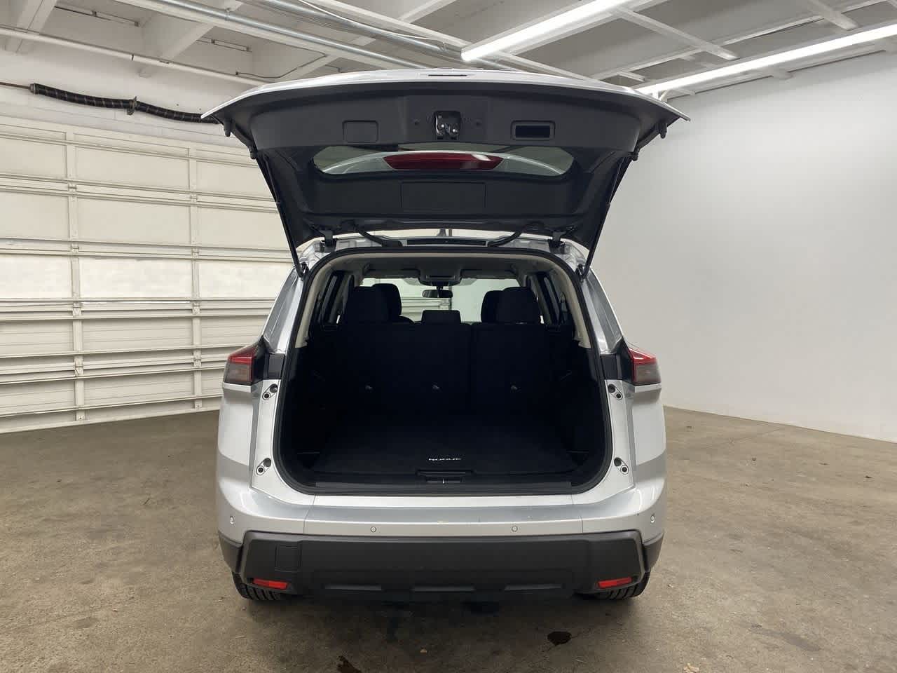 Thumbnail: 2024 Nissan Rogue - 27