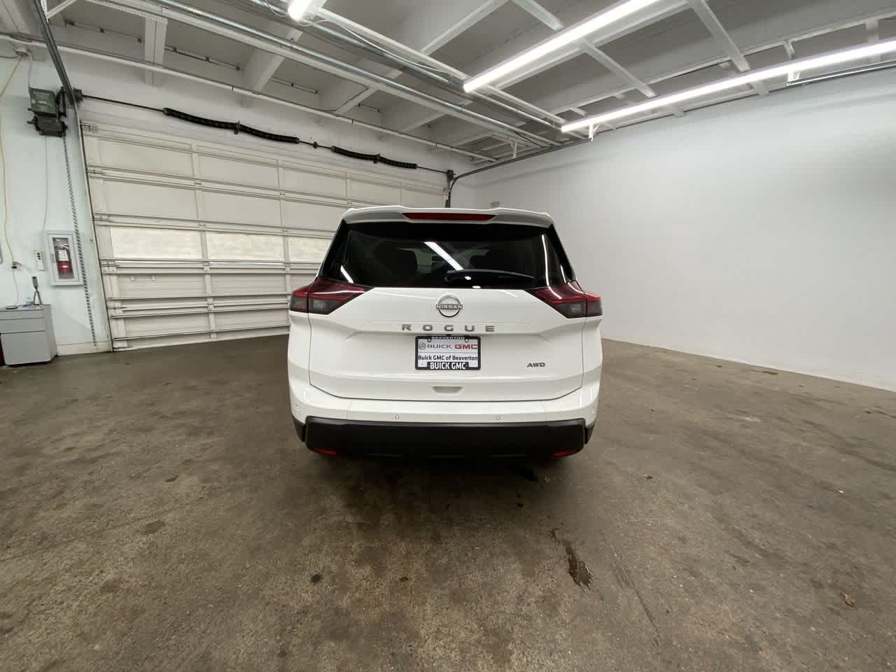 Thumbnail: 2024 Nissan Rogue - 5