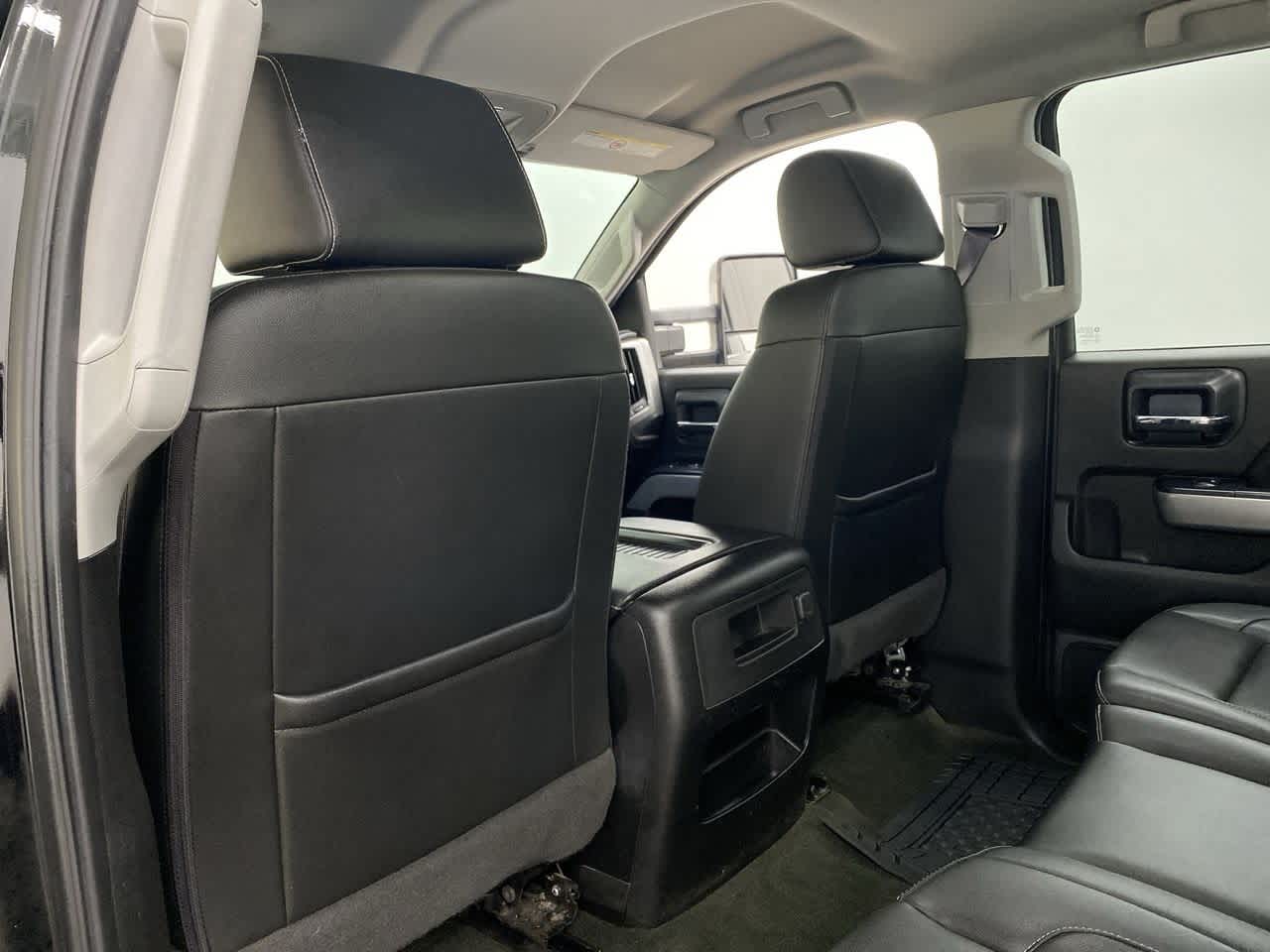 Thumbnail: 2016 Chevrolet Silverado 3500 - 15