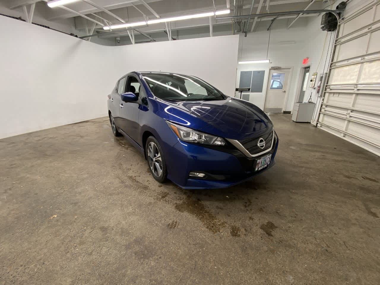 Thumbnail: 2022 Nissan Leaf - 8