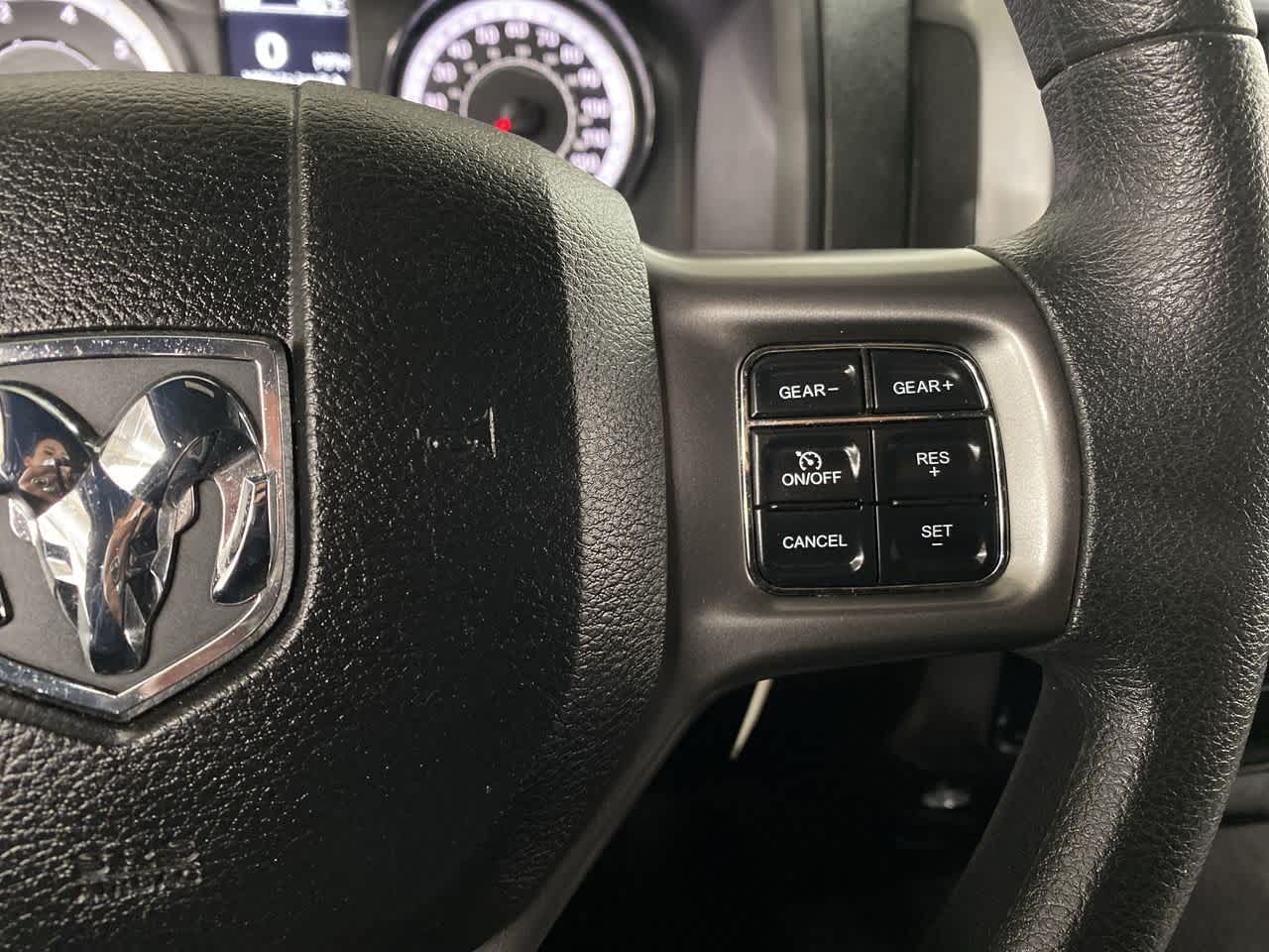 Thumbnail: 2024 RAM 1500 Classic - 21