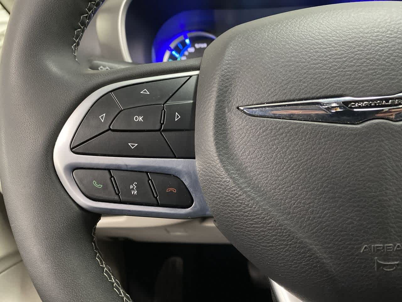 Thumbnail: 2024 Chrysler Pacifica - 21