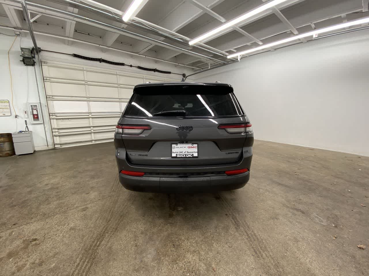 Thumbnail: 2022 Jeep Grand Cherokee - 5