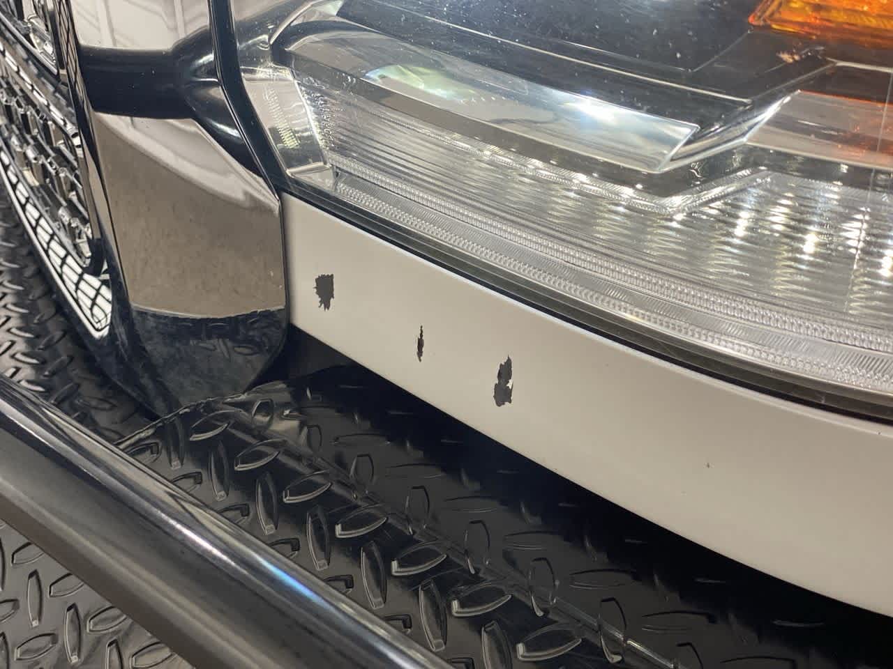 Thumbnail: 2019 GMC Sierra 3500 - 34