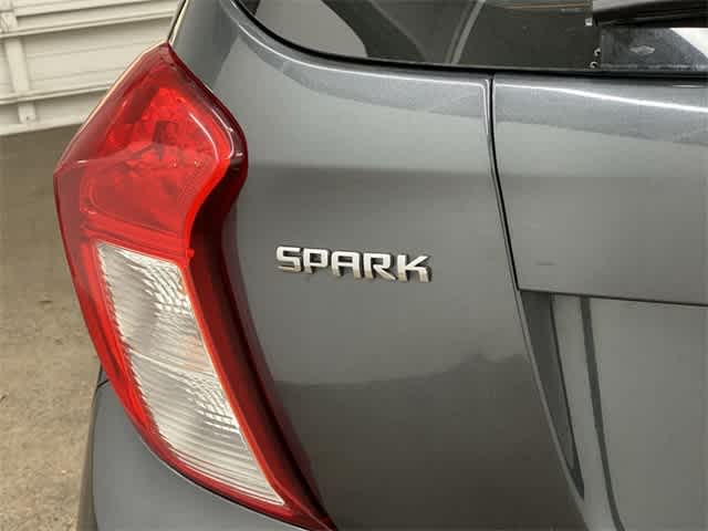 2021 Chevrolet Spark LT 10