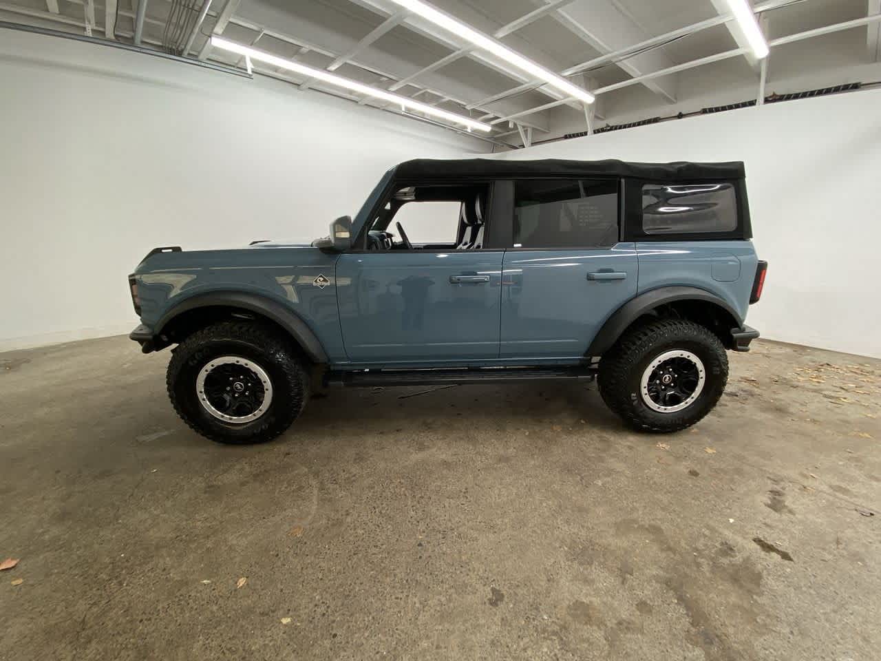 Thumbnail: 2022 Ford Bronco - 3