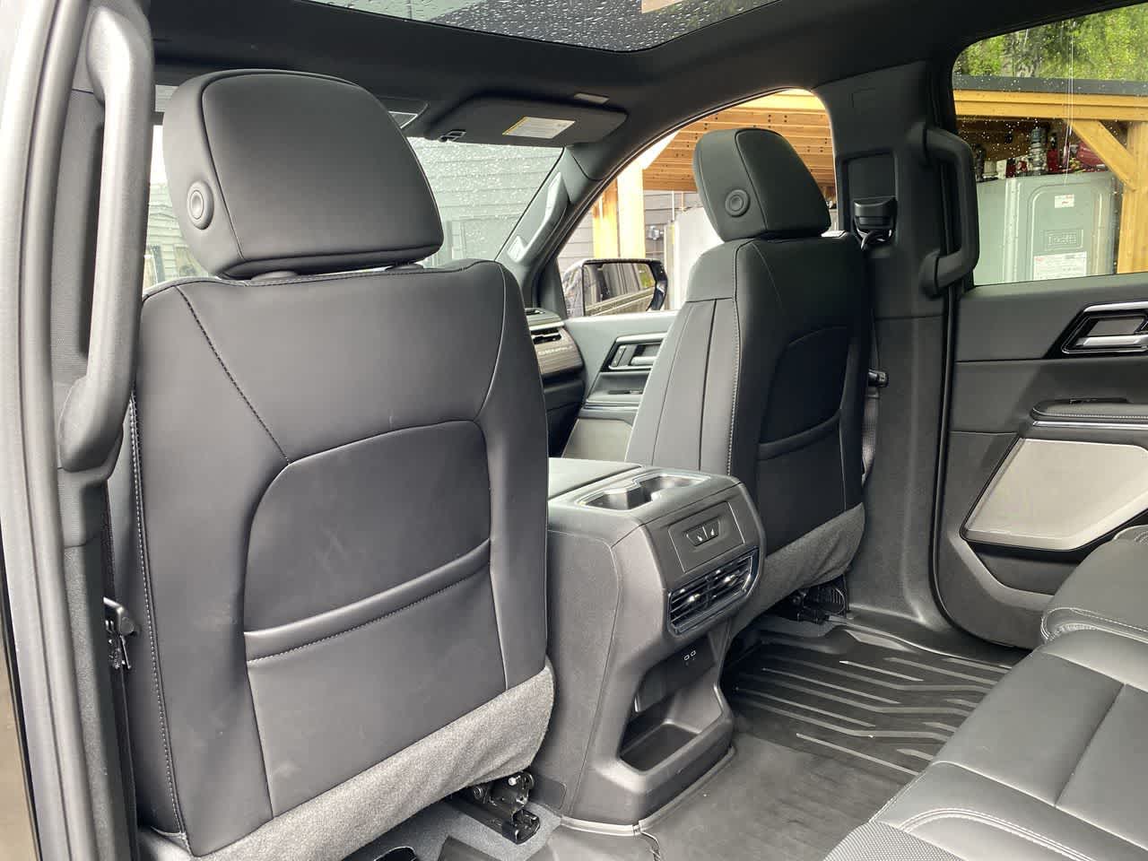 Thumbnail: 2025 GMC Sierra EV - 15