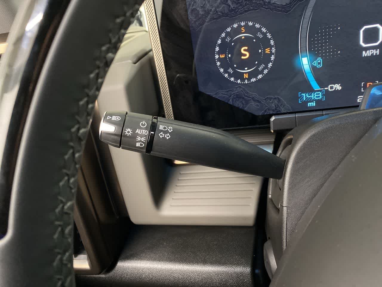 Thumbnail: 2024 GMC Hummer EV - 23