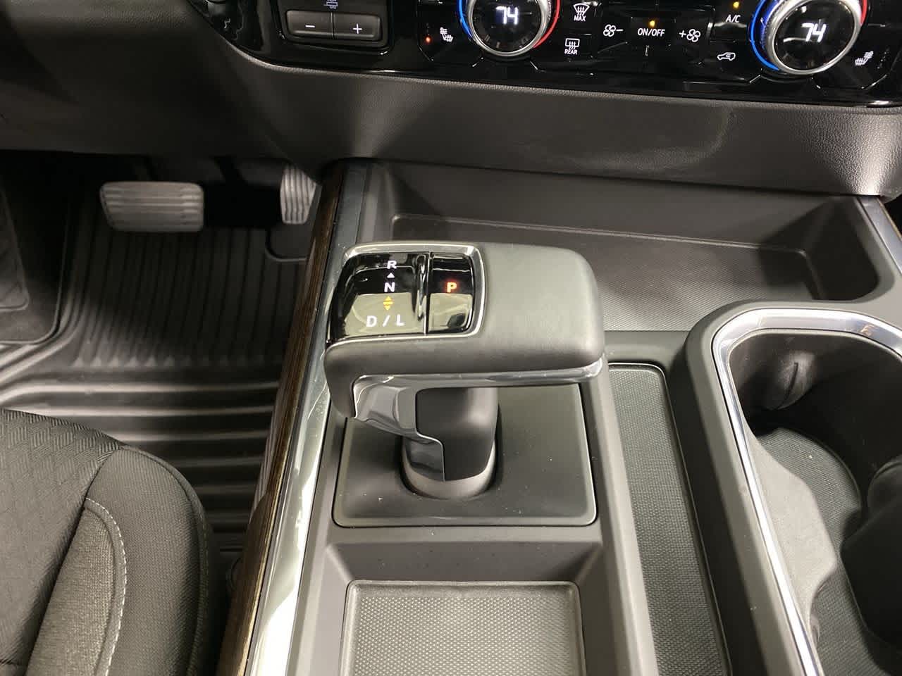 Thumbnail: 2025 GMC Sierra 1500 - 24