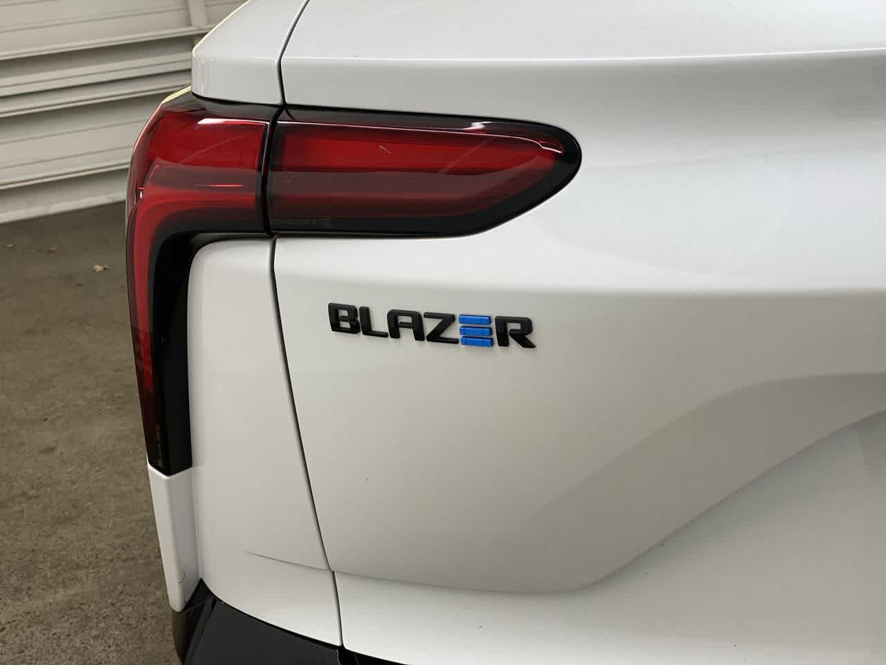 Thumbnail: 2024 Chevrolet Blazer EV - 10