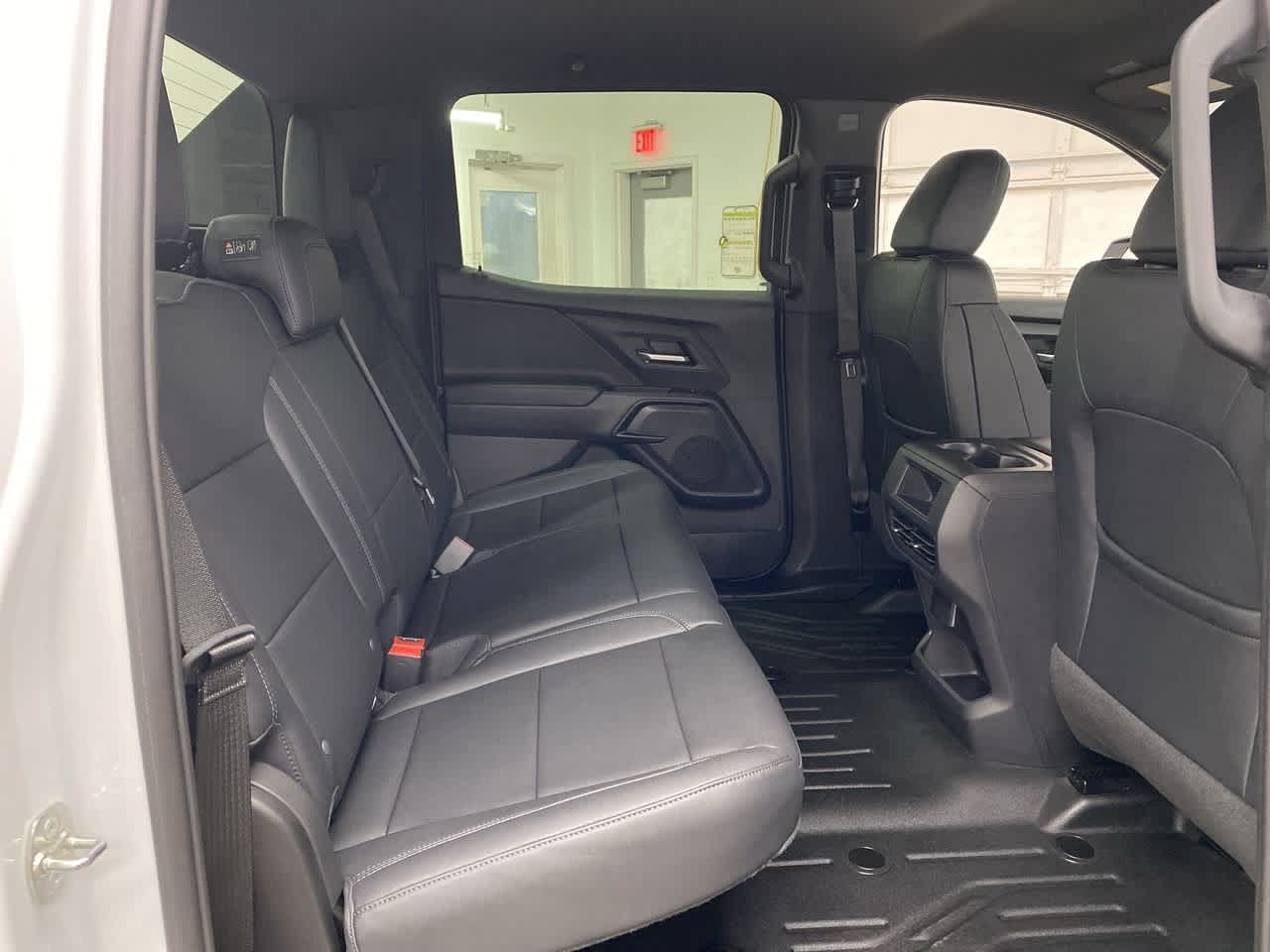 Thumbnail: 2024 Chevrolet Silverado EV - 17