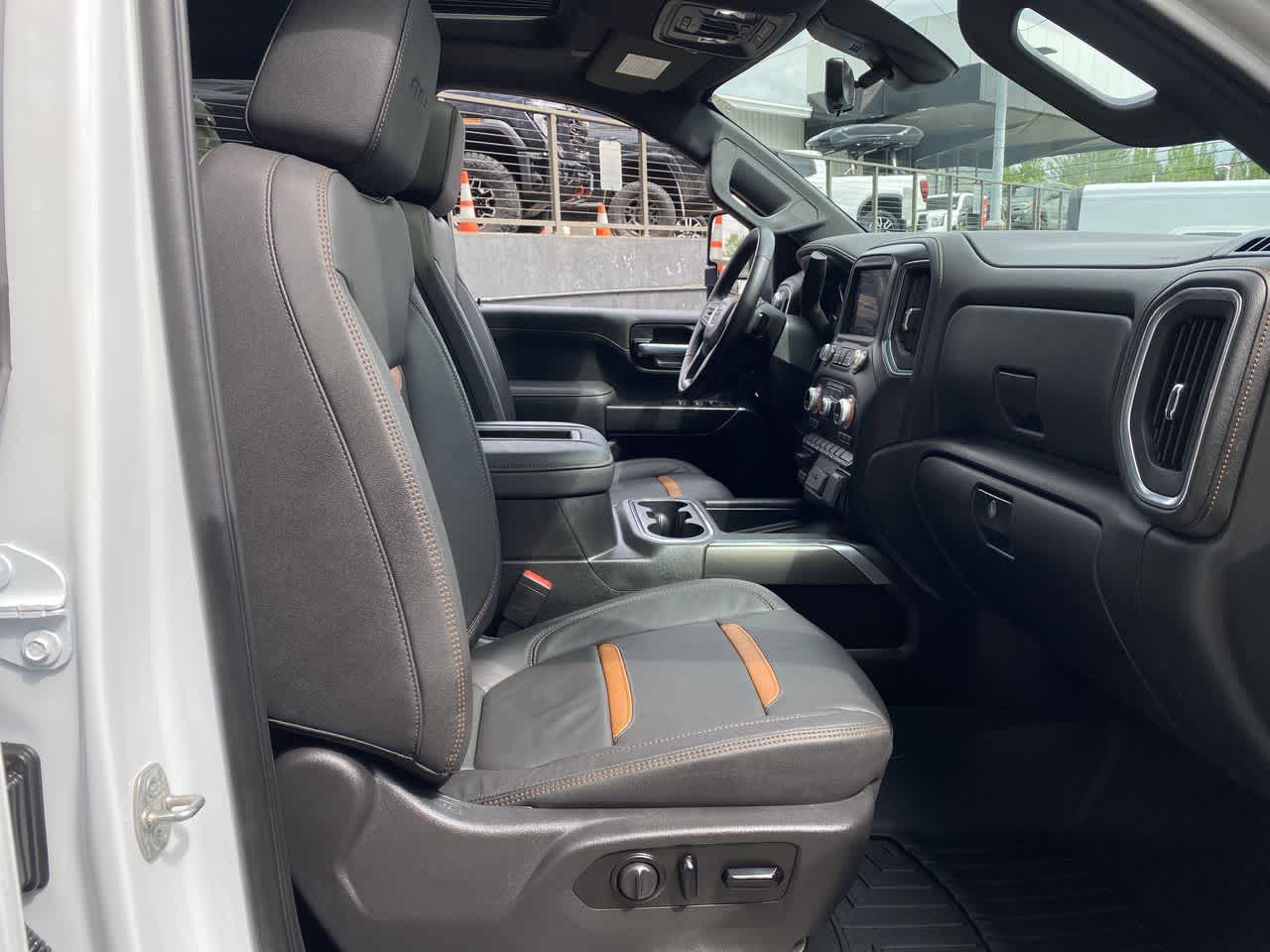 Thumbnail: 2021 GMC Sierra 2500 - 18