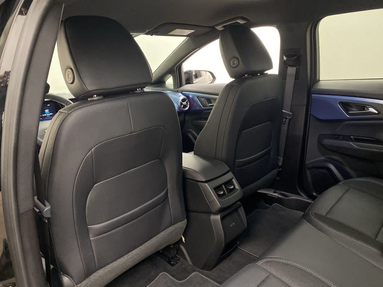 Thumbnail: 2025 Chevrolet Equinox - 16