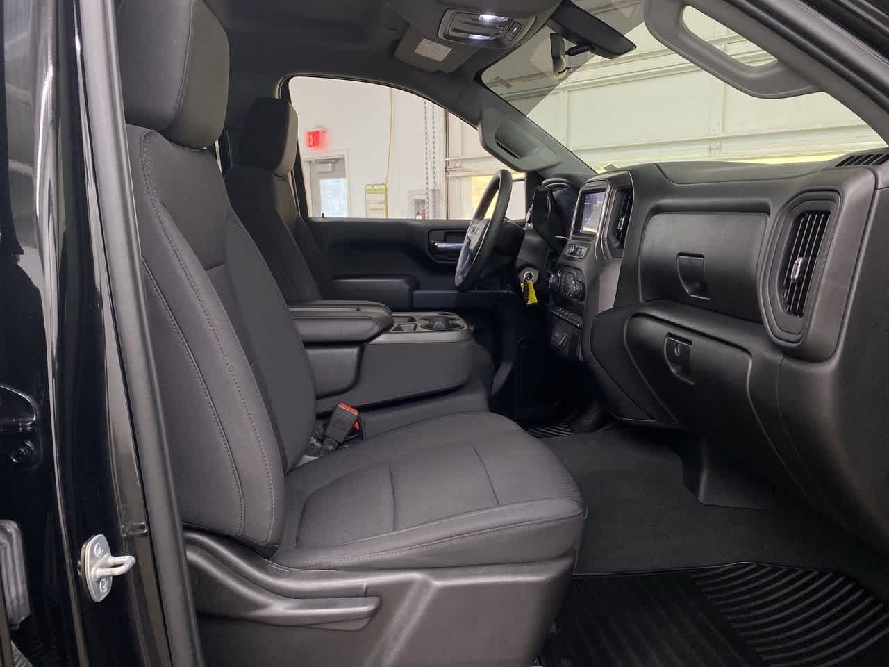 2021 Chevrolet Silverado 1500 Custom Trail Boss 18