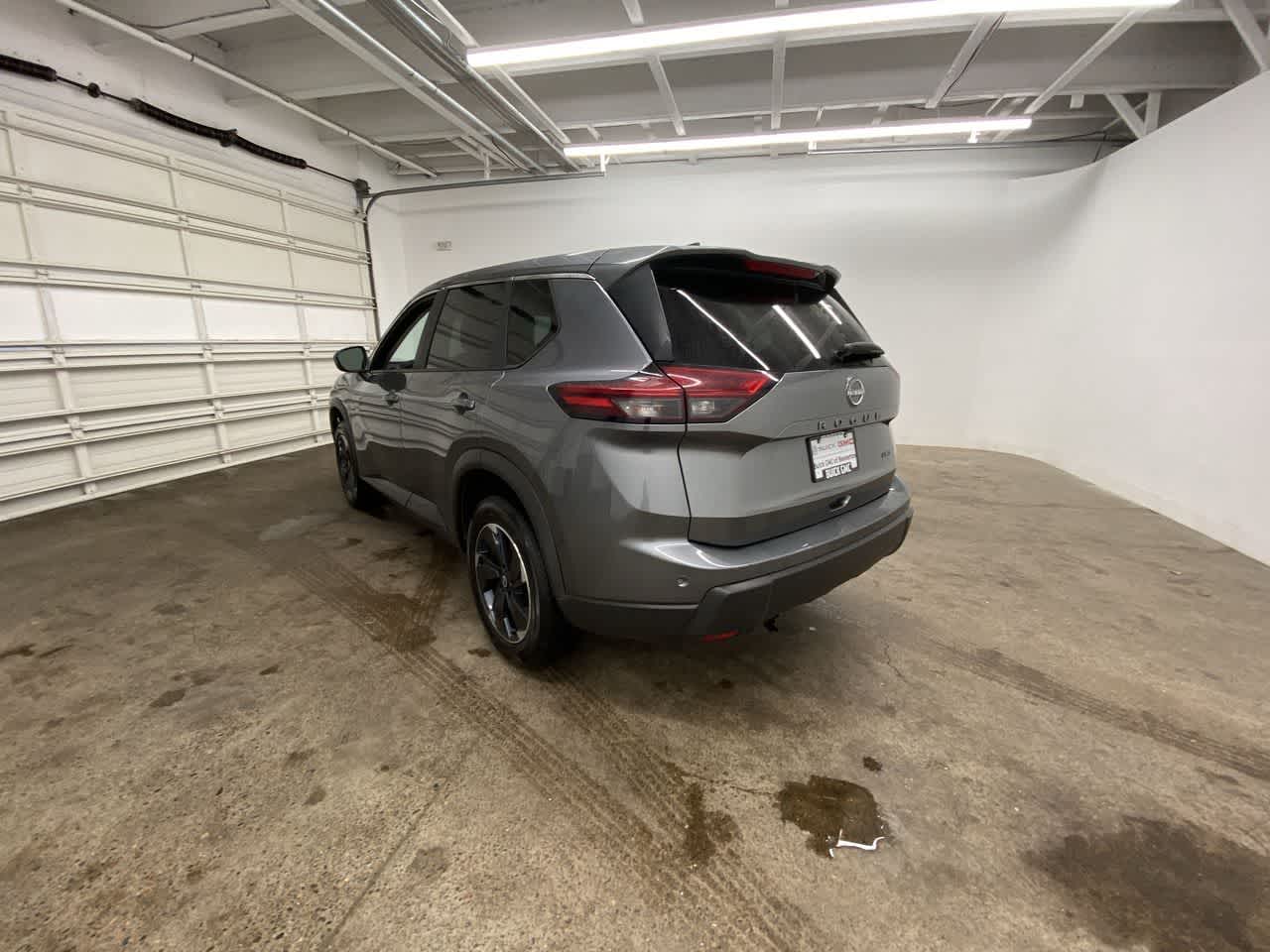 Thumbnail: 2025 Nissan Rogue - 4