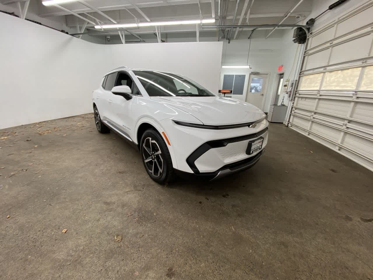 Thumbnail: 2025 Chevrolet Equinox - 8