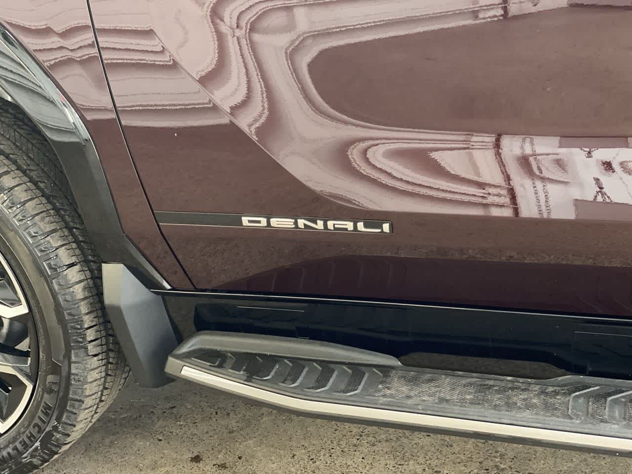 Thumbnail: 2025 GMC Sierra EV - 10