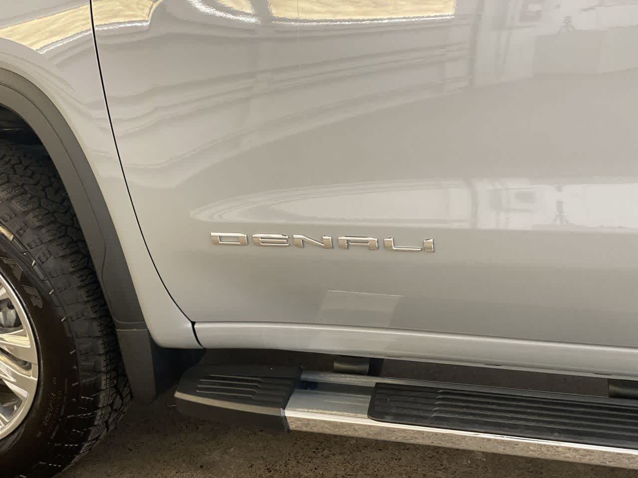 Thumbnail: 2025 GMC Sierra 1500 - 10