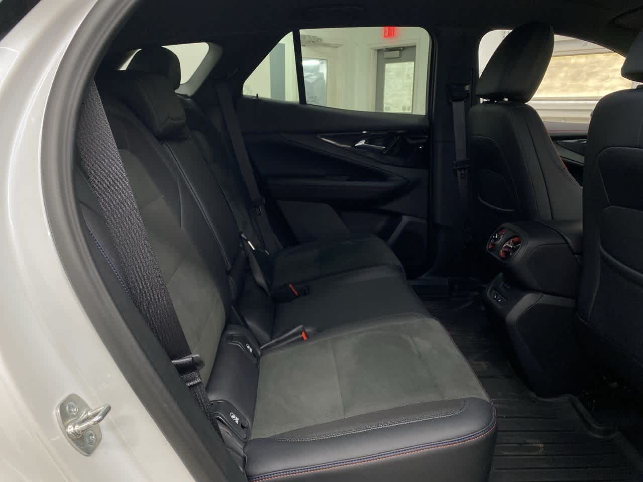 Thumbnail: 2024 Chevrolet Blazer EV - 18