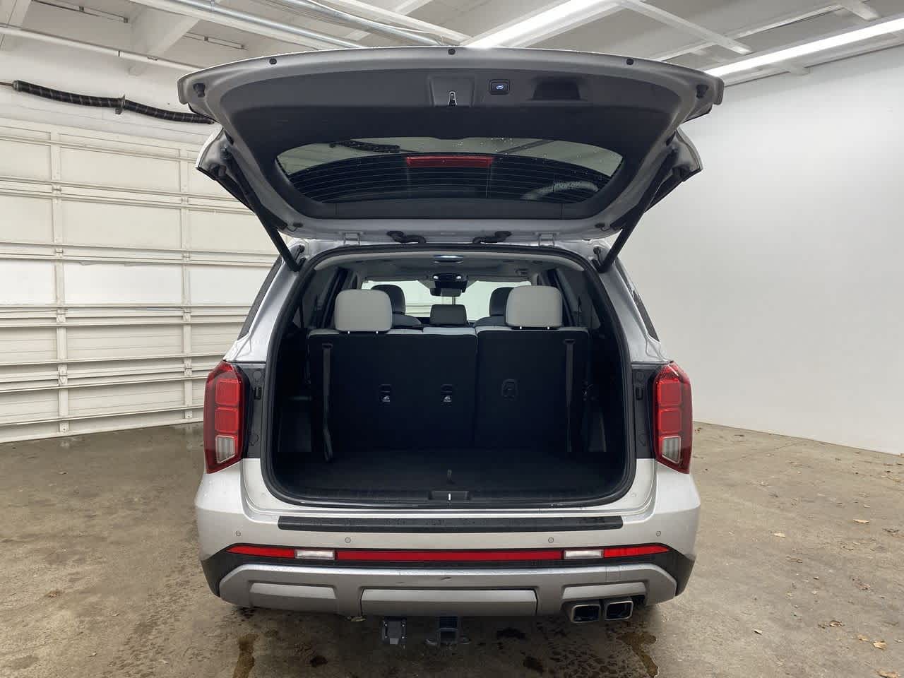 Thumbnail: 2023 Hyundai Palisade - 29