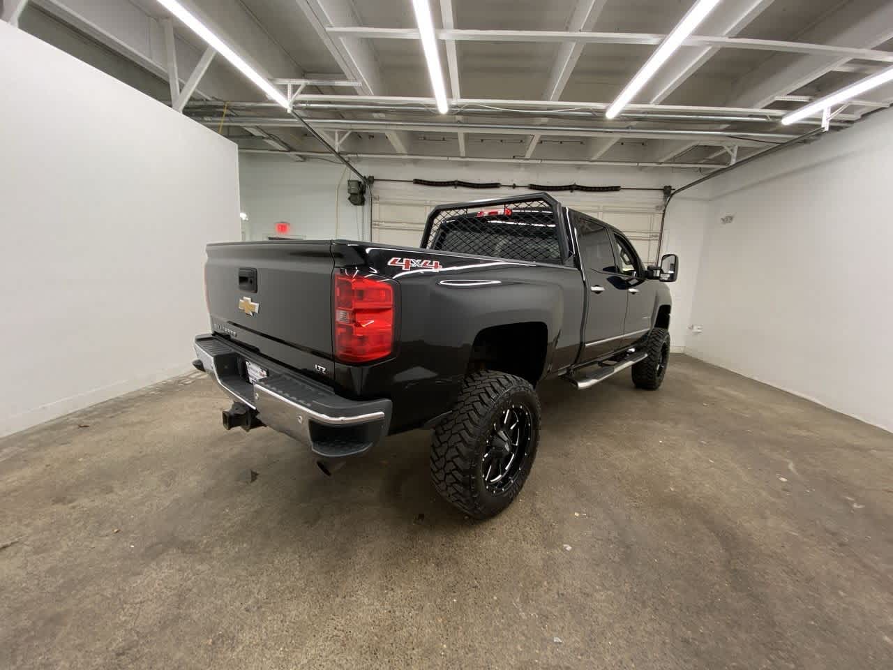 Thumbnail: 2015 Chevrolet Silverado 2500 - 6