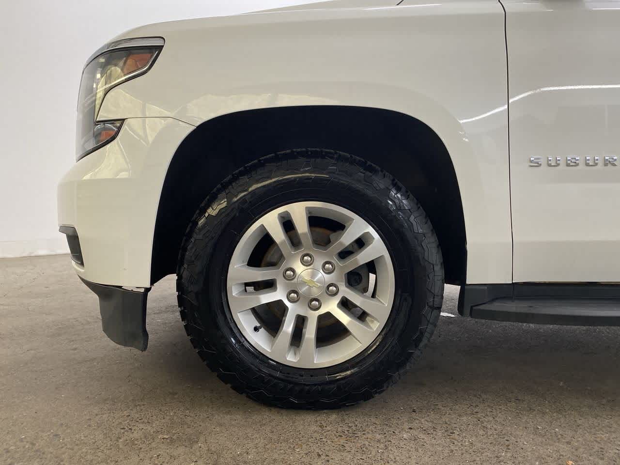 Thumbnail: 2018 Chevrolet Suburban - 11