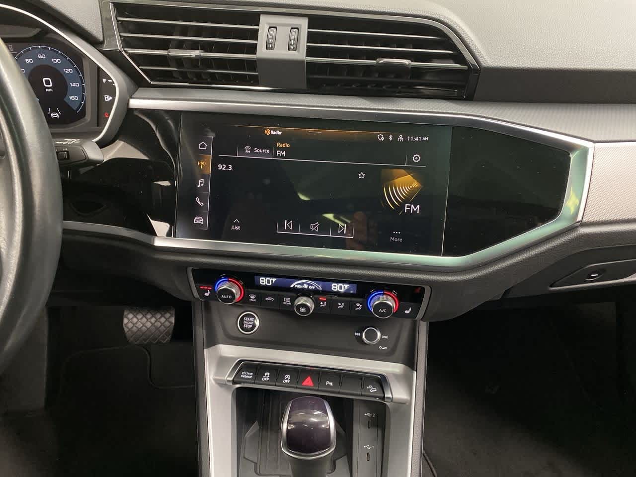 Thumbnail: 2024 Audi Q3 - 25