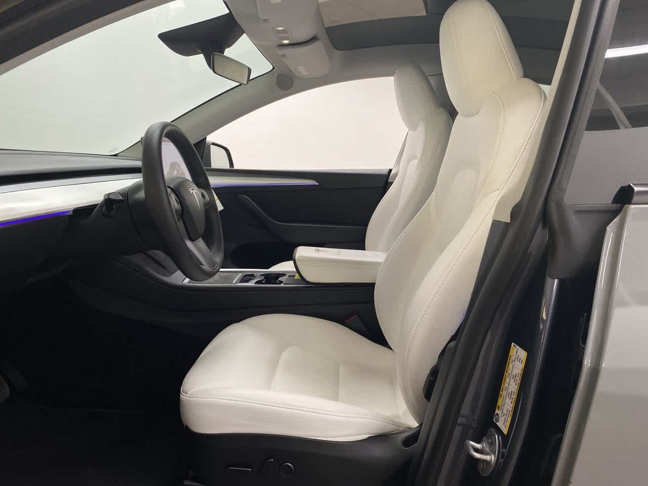 Thumbnail: 2023 Tesla Model Y - 12