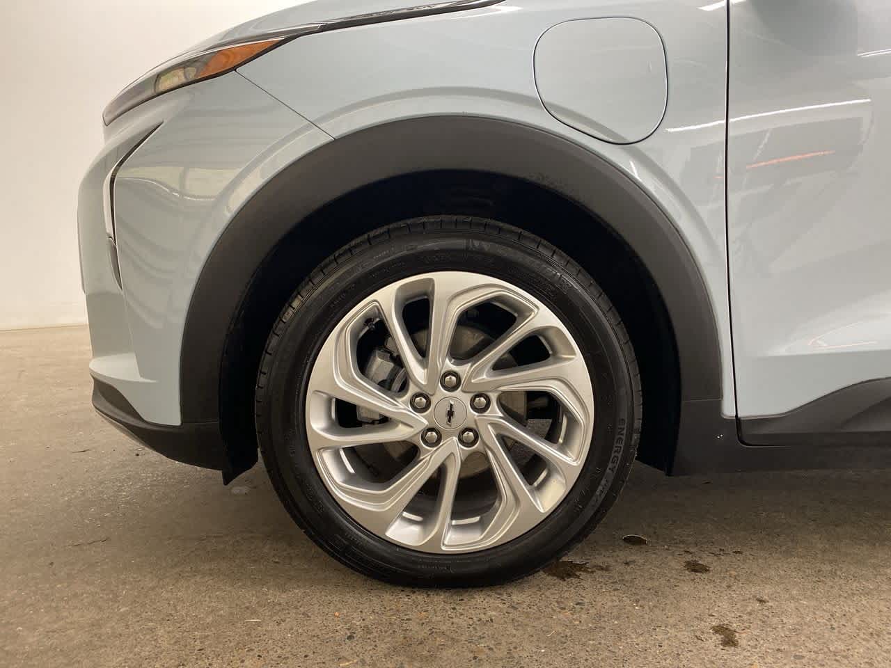 Thumbnail: 2023 Chevrolet Bolt EUV - 11