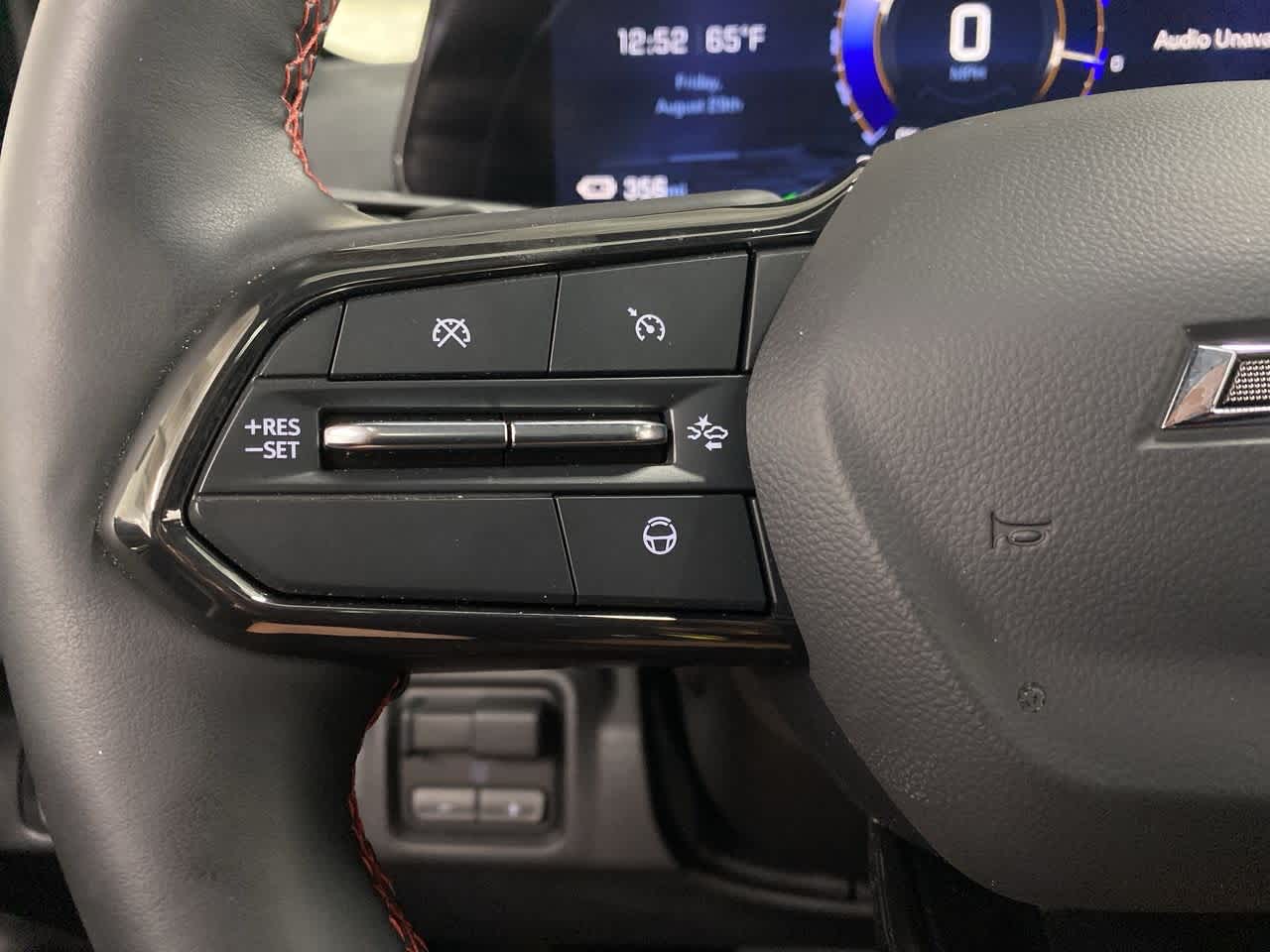 Thumbnail: 2025 Chevrolet Silverado EV - 22