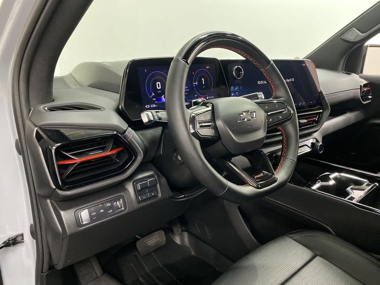 Thumbnail: 2025 Chevrolet Silverado EV - 2
