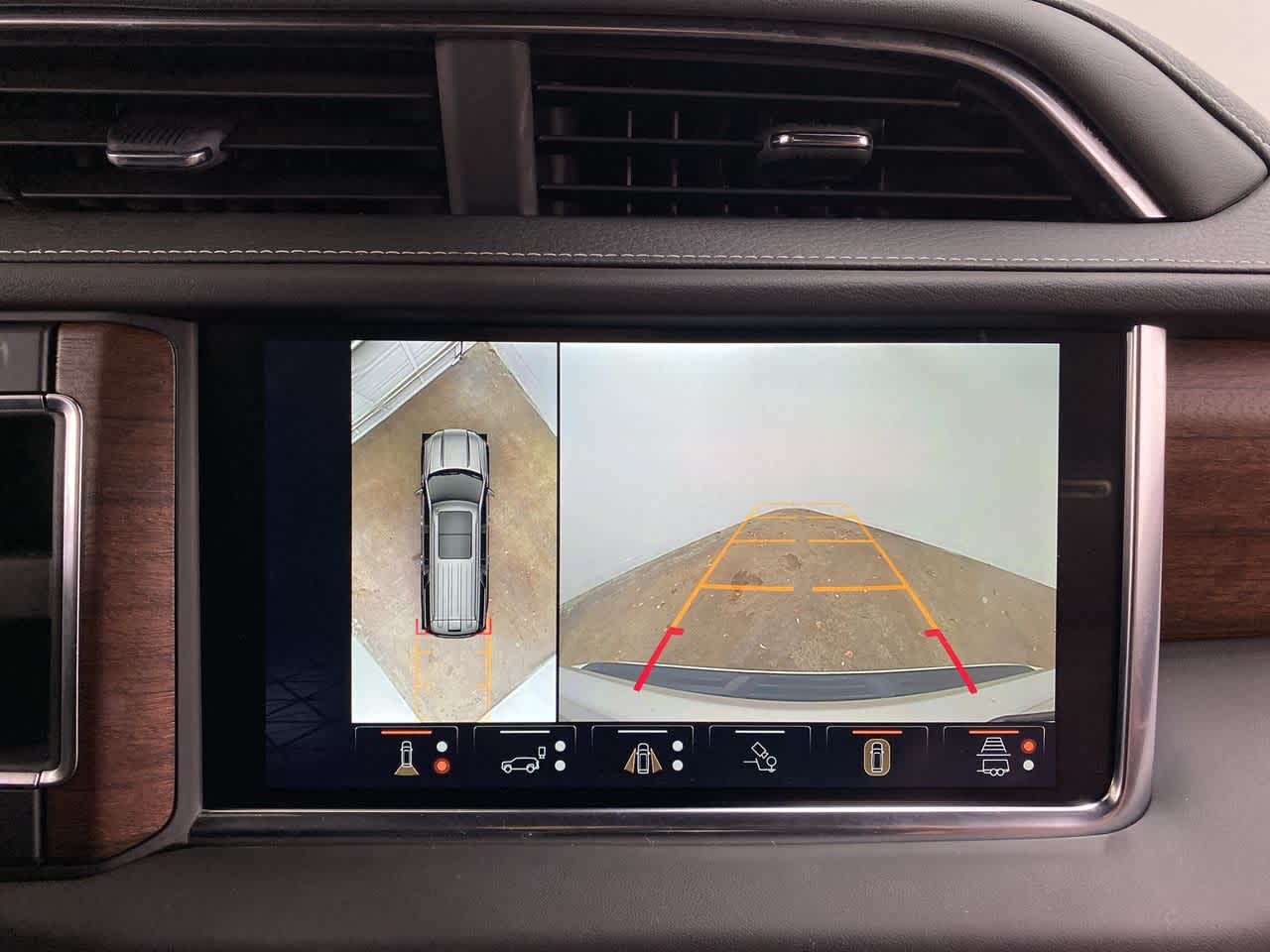 Thumbnail: 2024 GMC Yukon - 25