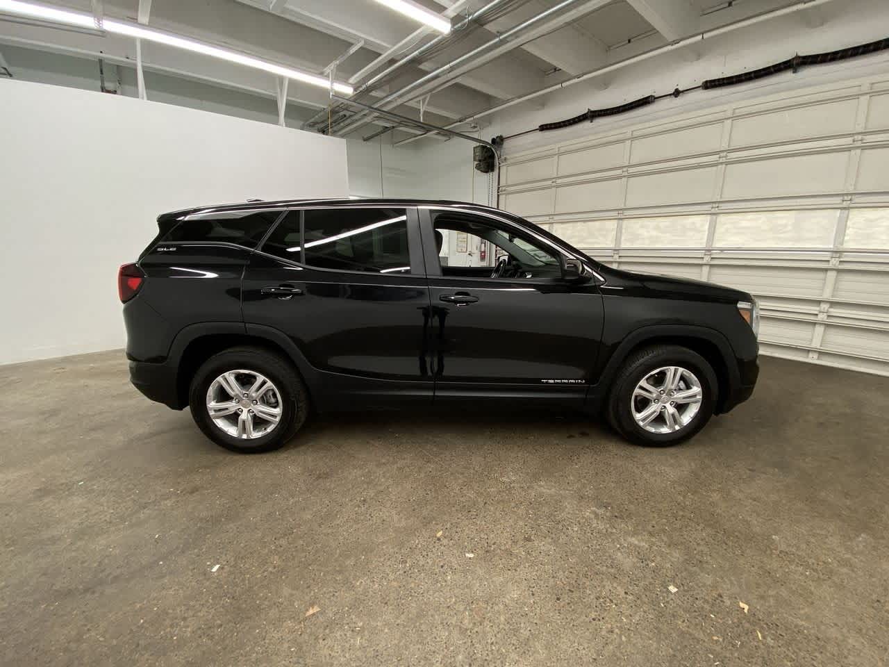 Thumbnail: 2024 GMC Terrain - 7