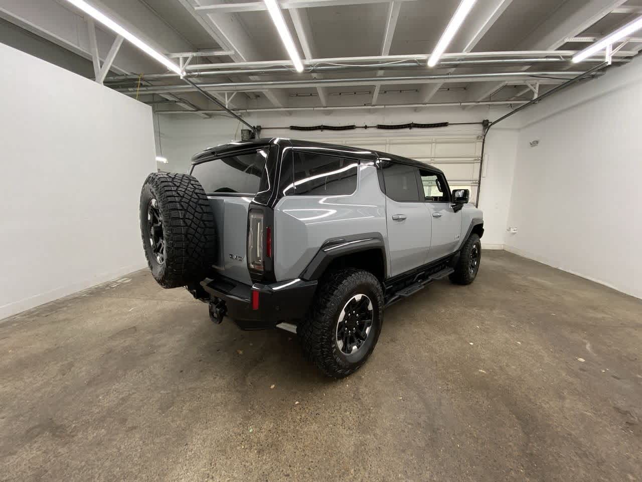 Thumbnail: 2024 GMC Hummer EV - 6