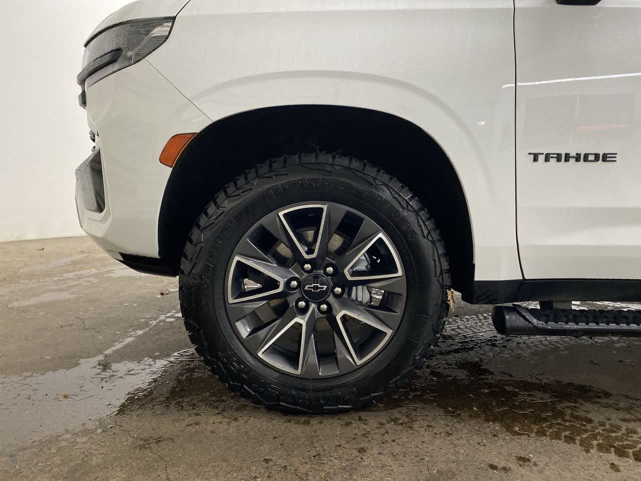 Thumbnail: 2023 Chevrolet Tahoe - 12