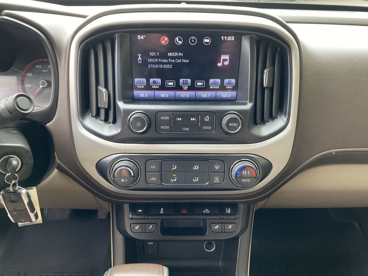 Thumbnail: 2016 GMC Canyon - 24