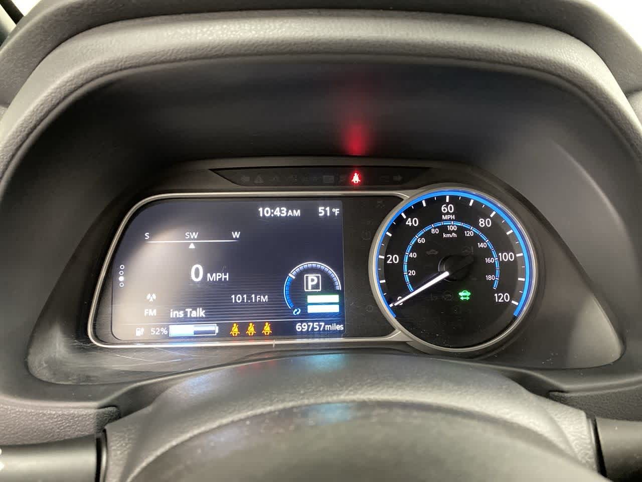 Thumbnail: 2022 Nissan Leaf - 28