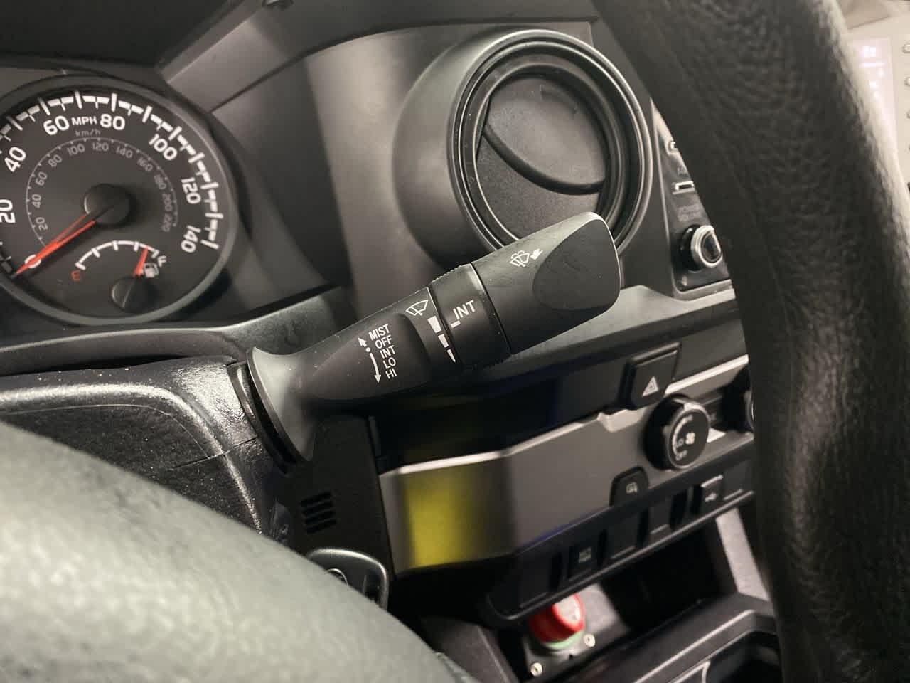 Thumbnail: 2022 Toyota Tacoma - 20