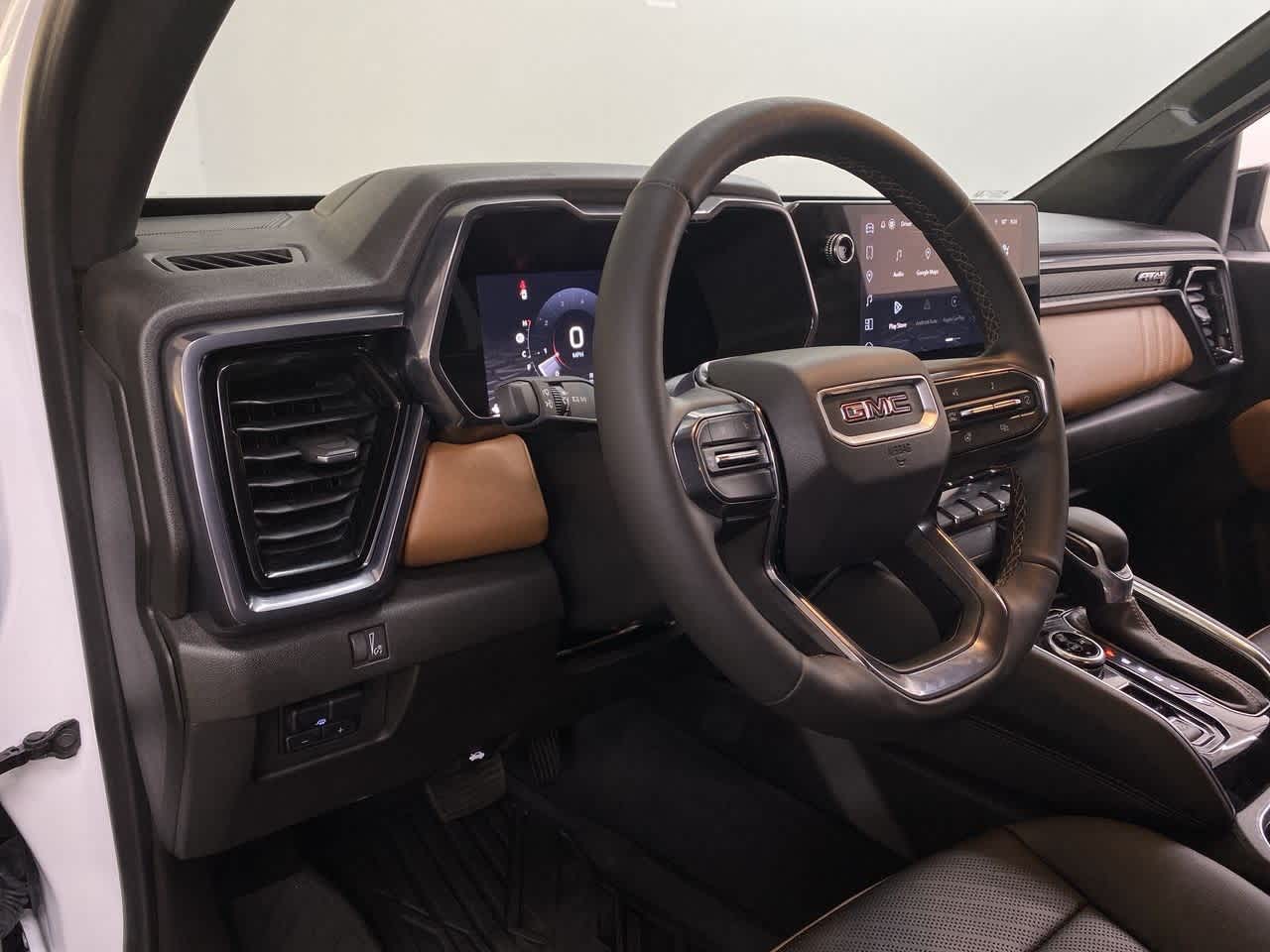 Thumbnail: 2023 GMC Canyon - 2