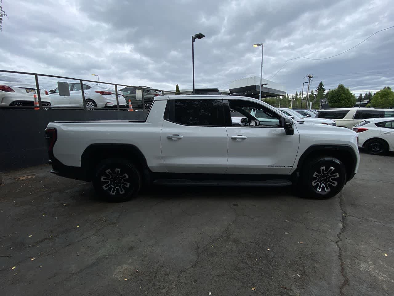 Thumbnail: 2026 GMC Sierra EV - 7
