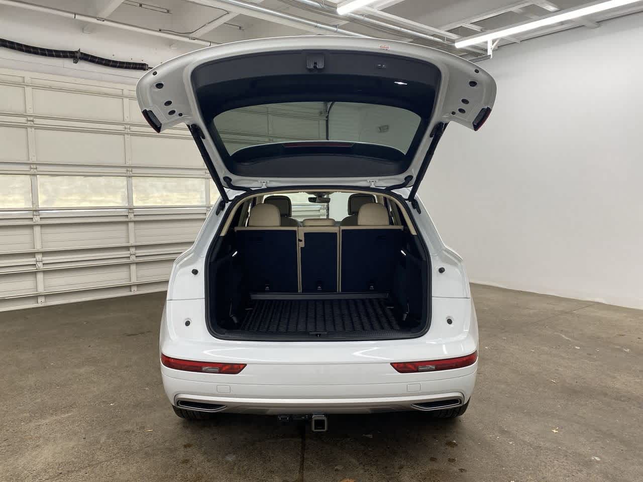 Thumbnail: 2019 Audi Q5 - 28