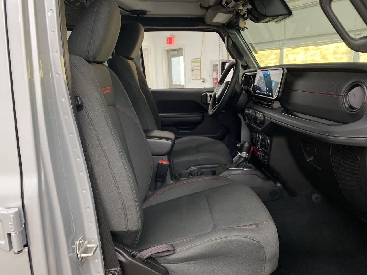 Thumbnail: 2024 Jeep Wrangler - 19